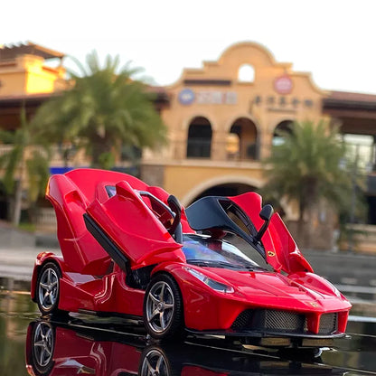 Ferrari LaFerrari FXXK Model Car 1:32