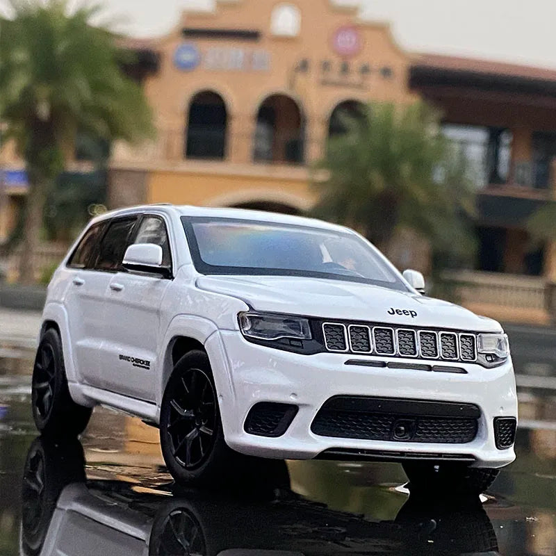 Jeeps Grand Cherokee Model Car 1:32