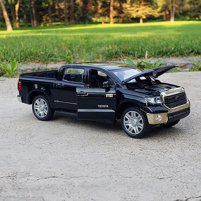 Toyota Tundra Model Car 1:32