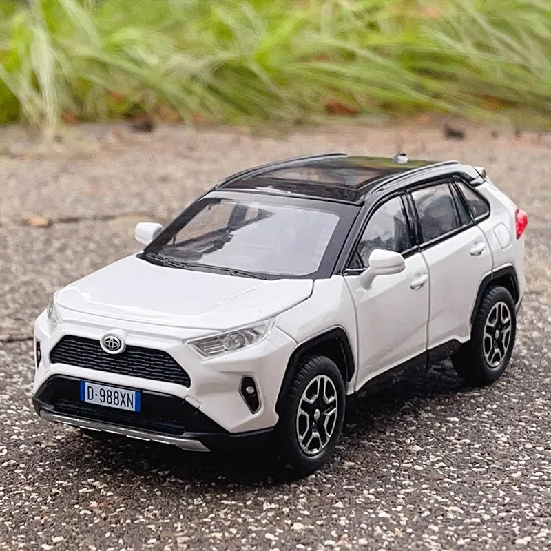 Toyota RAV4 SUV Model Car 1:32