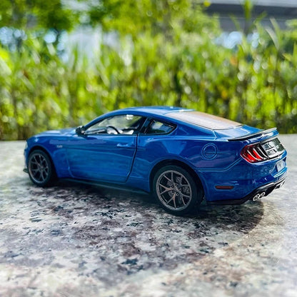 Ford Mustang GT 2018 Model Car 1:32