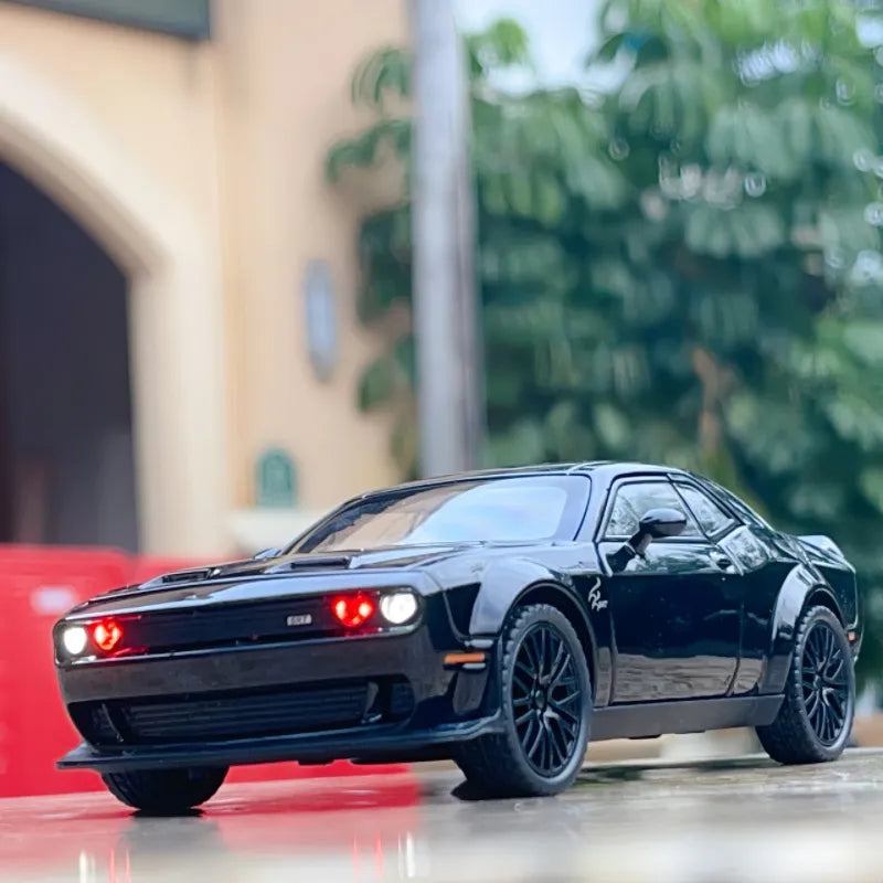 Dodge Hellcat Model Car 1:32